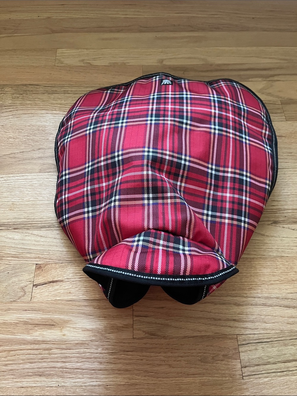 Plaid Red Dog Coat with Hood - Comfortable Tartan Style